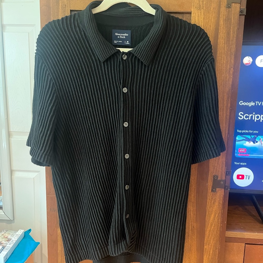 Abercrombie & Fitch Black Casual Button Down Shirt